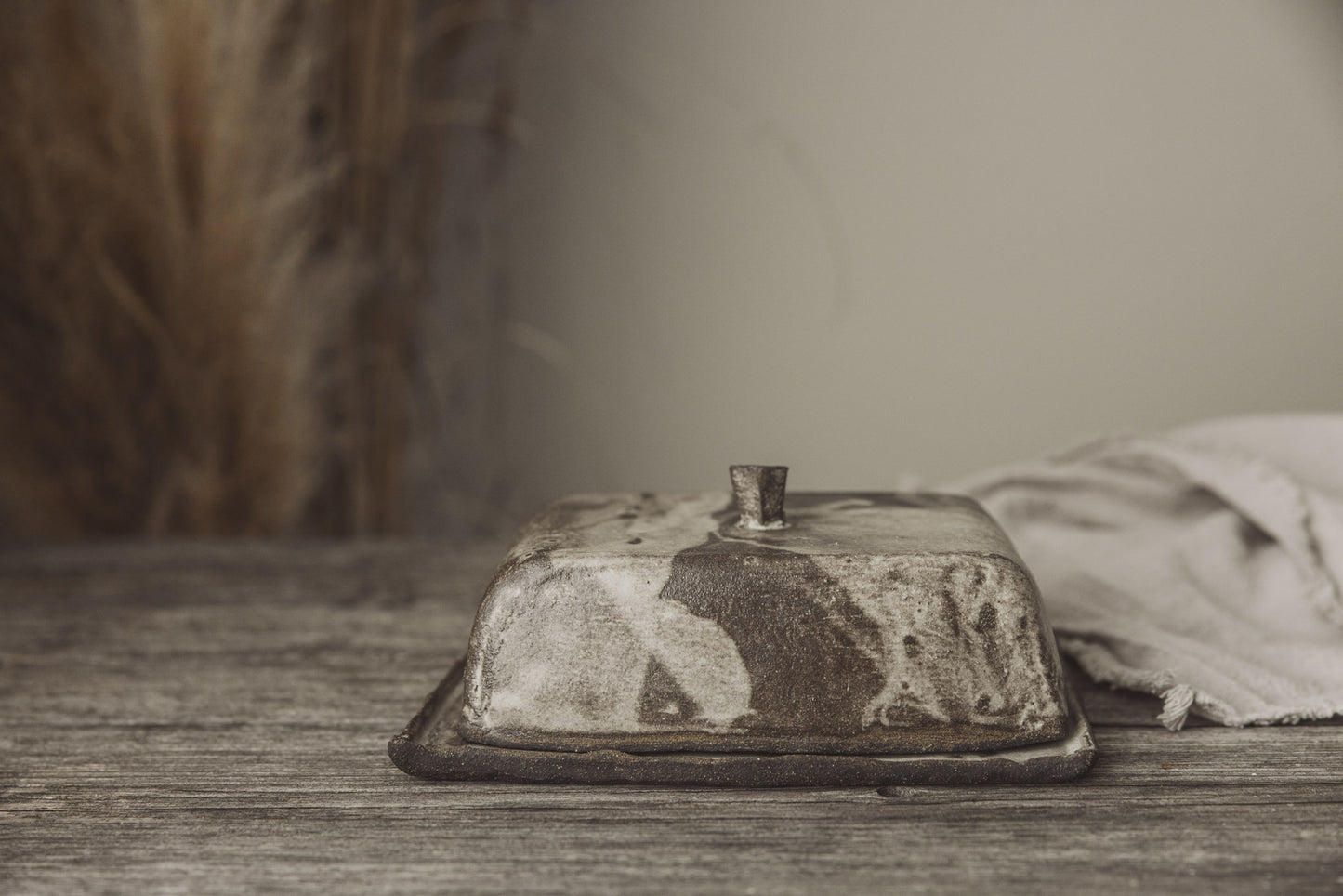 ANNEMARIE BUTTERDOSE/KÄSEGLOCKE