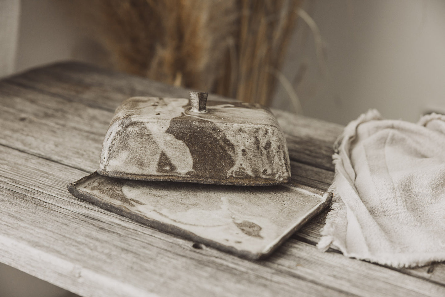 ANNEMARIE BUTTERDOSE/KÄSEGLOCKE