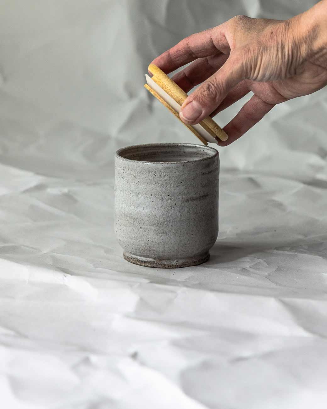CUP | GRIT WHITE BAMBOO (mit Deckel)
