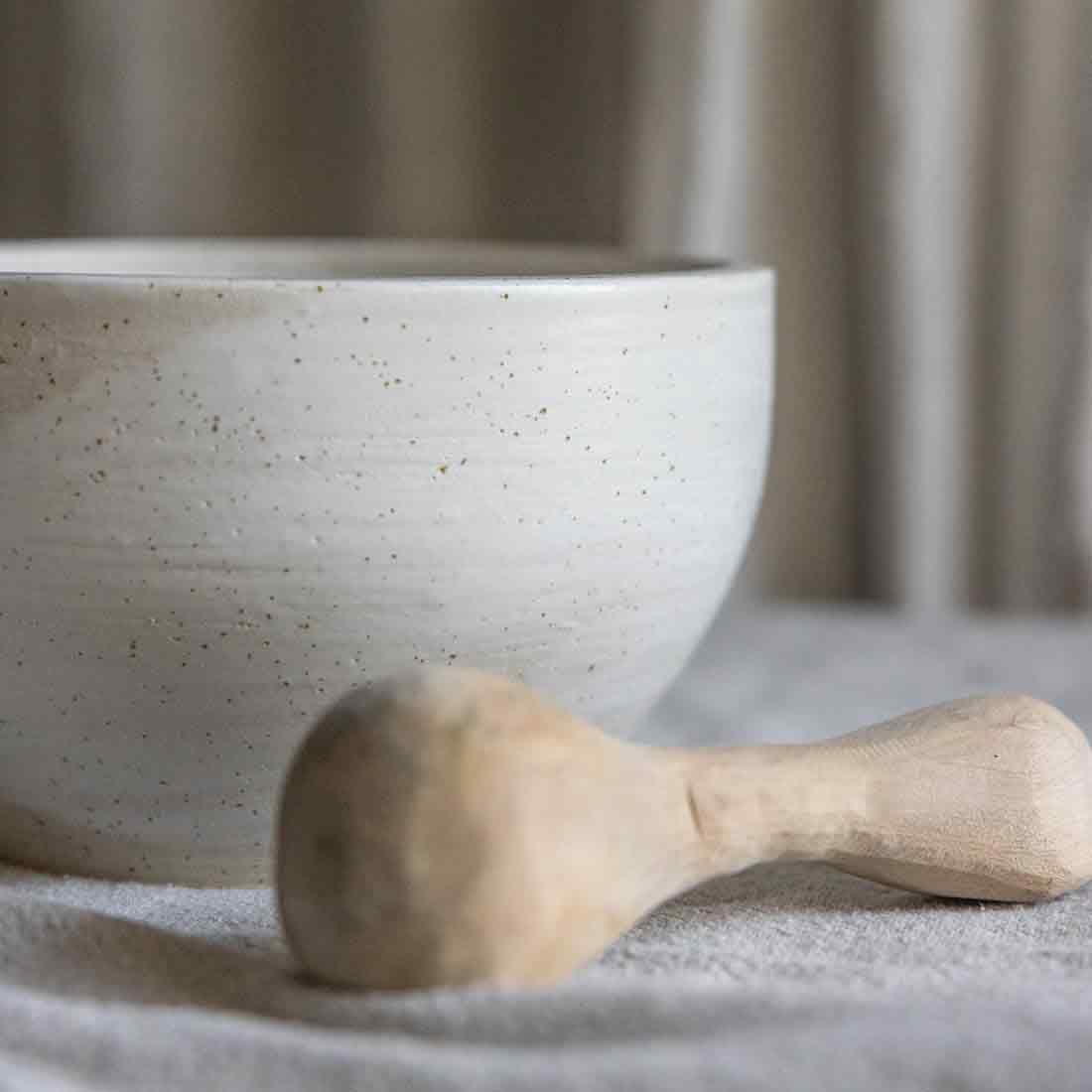 MÖRSER | SPECKLE /// matt-weiss