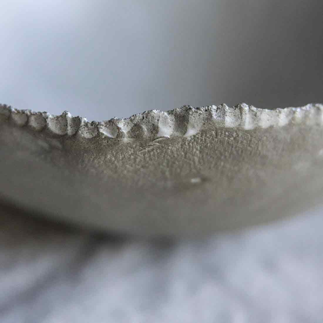 SCHÜSSEL | UNIKAT /// mit gerupftem Rand