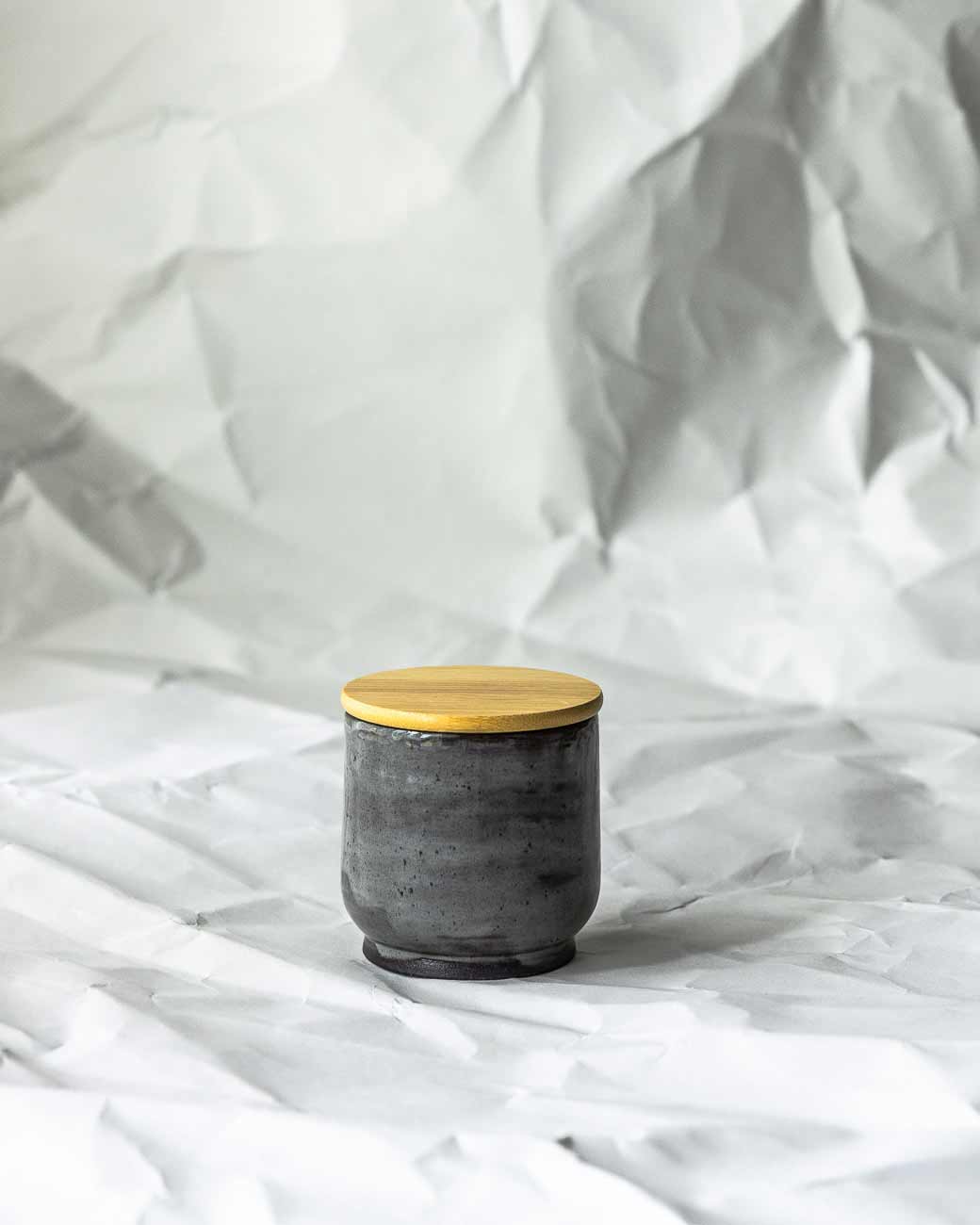 CUP | SCHQUARZ BAMBOO (mit Deckel)