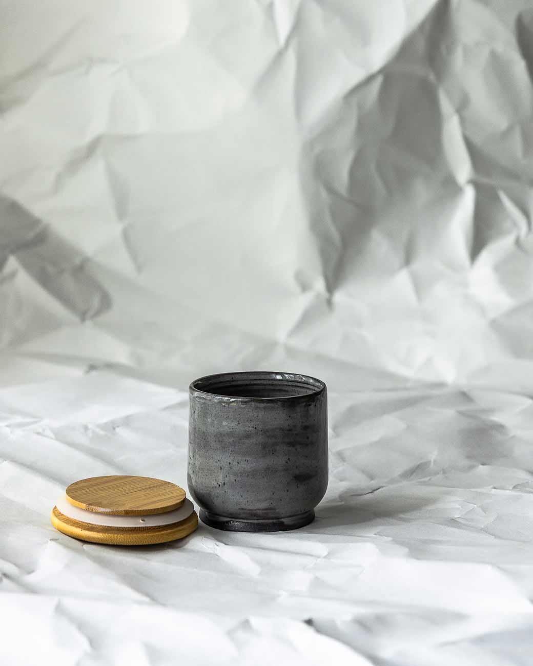 CUP | SCHQUARZ BAMBOO (mit Deckel)