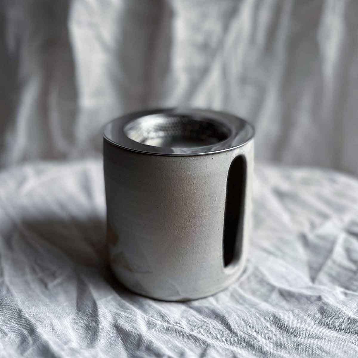 STÖVCHEN | BETON-WEISS AUSSCHNITT (B WARE)