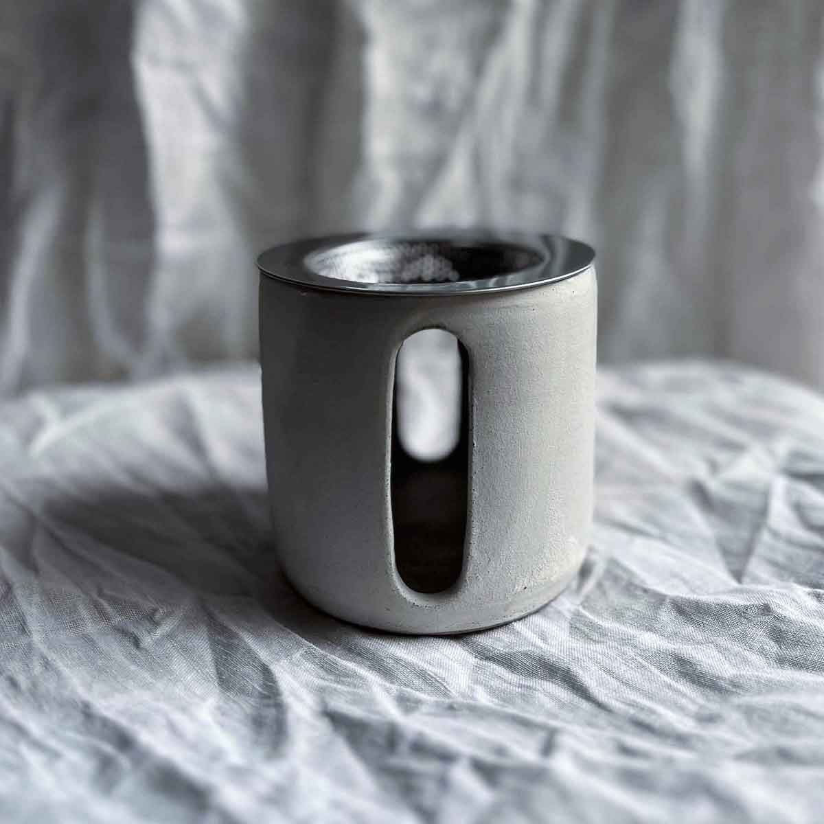 STÖVCHEN | BETON-WEISS AUSSCHNITT