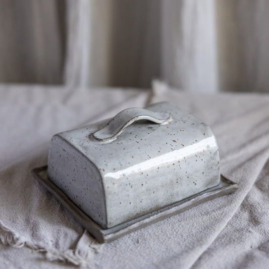 BUTTERDOSE  /// rechteckig mit Griff